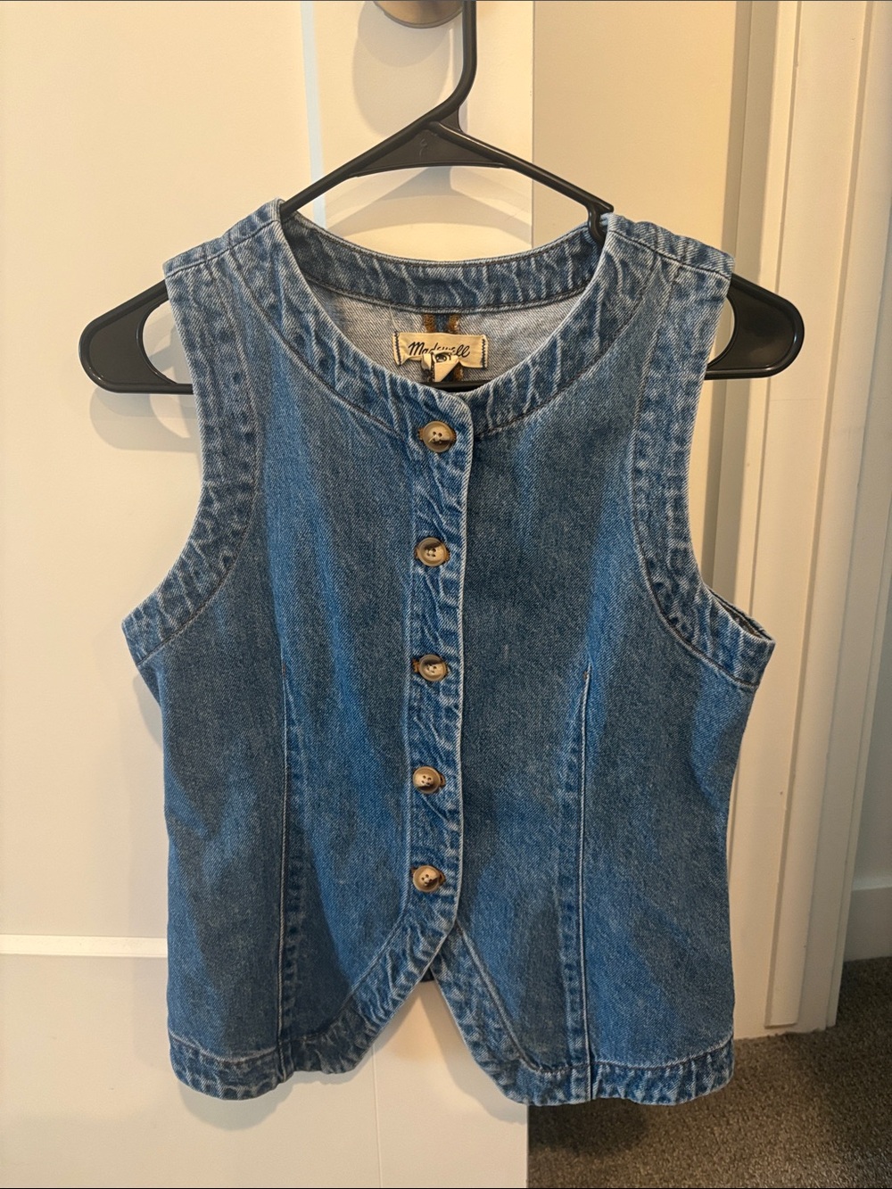 Madewell Blue Denim Button-Front Sleeveless Vest